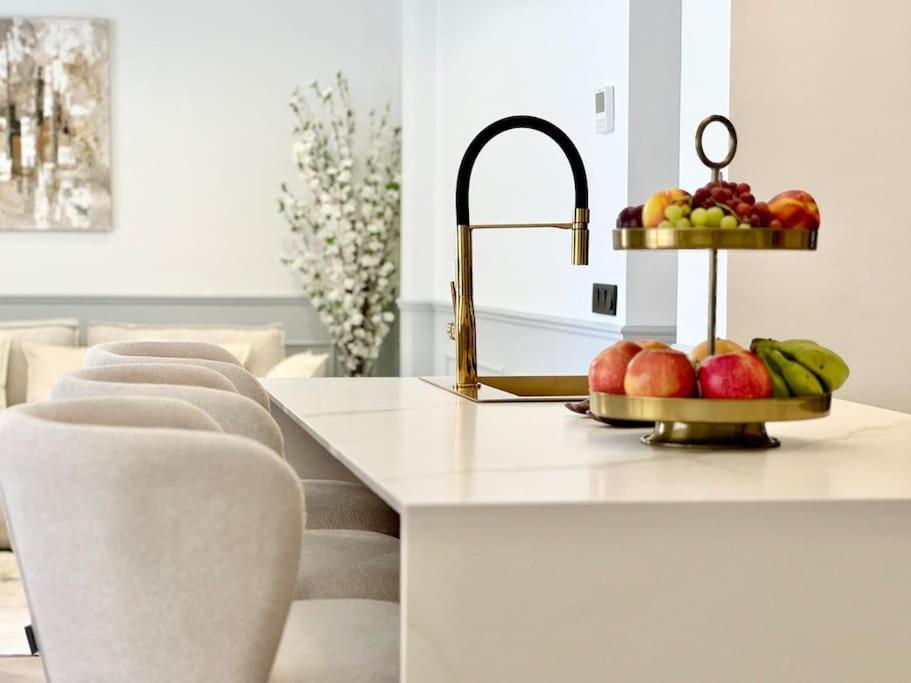 4Bd Central Soho Luxe Retreat Terrace 2Bh & Ac Málaga Exteriör bild